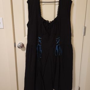 Torrid size 22, black "Gothic" dress w teal ribbon